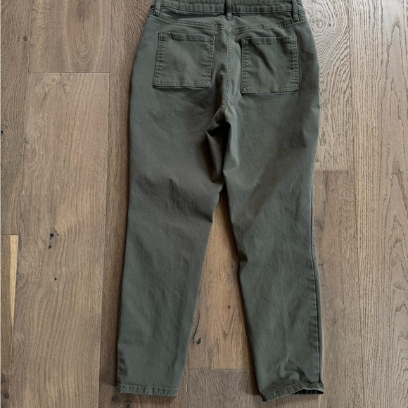 Banana Republic women’s green cargo style causal pants size 8 - Picture 2 of 6